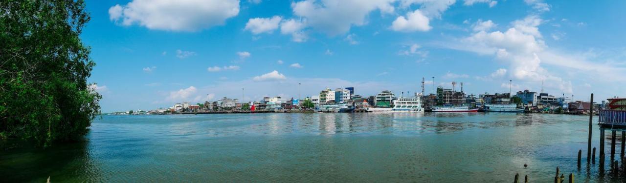 Horizon Hotel Surat Thani Exterior photo